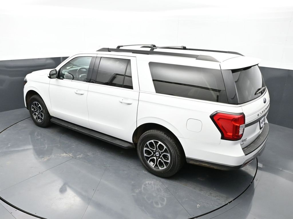 Used 2024 Ford Expedition Max XLT image 38