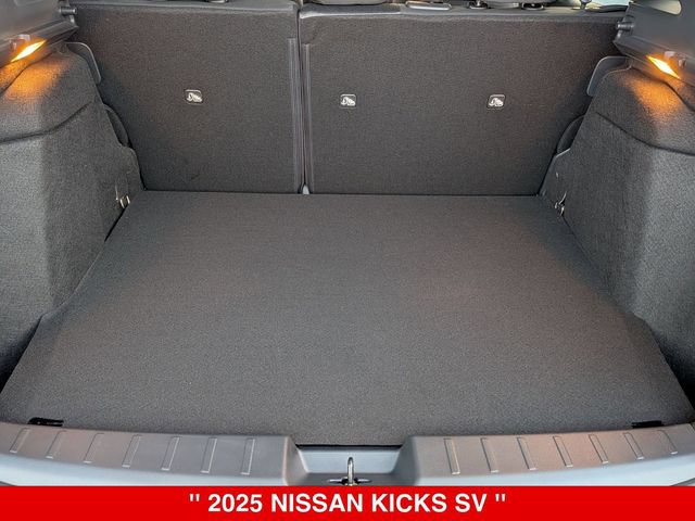 Certified 2025 Nissan Kicks SV AWD/4WD image 31