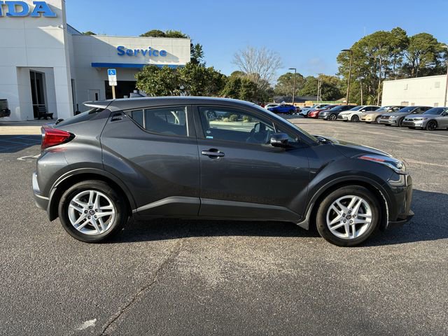 Used 2021 Toyota C-HR LE FWD image 3