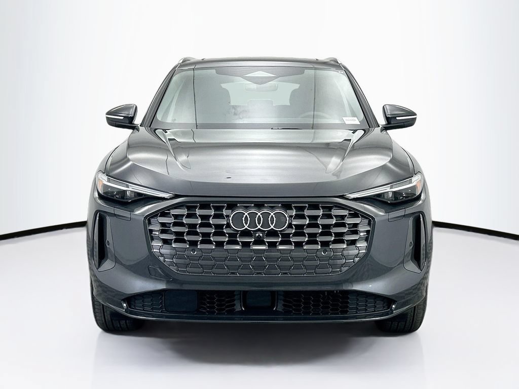 Certified 2025 Audi Q5 Premium AWD/4WD image 2