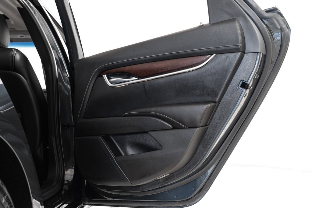 Used 2019 Cadillac XTS Luxury image 45