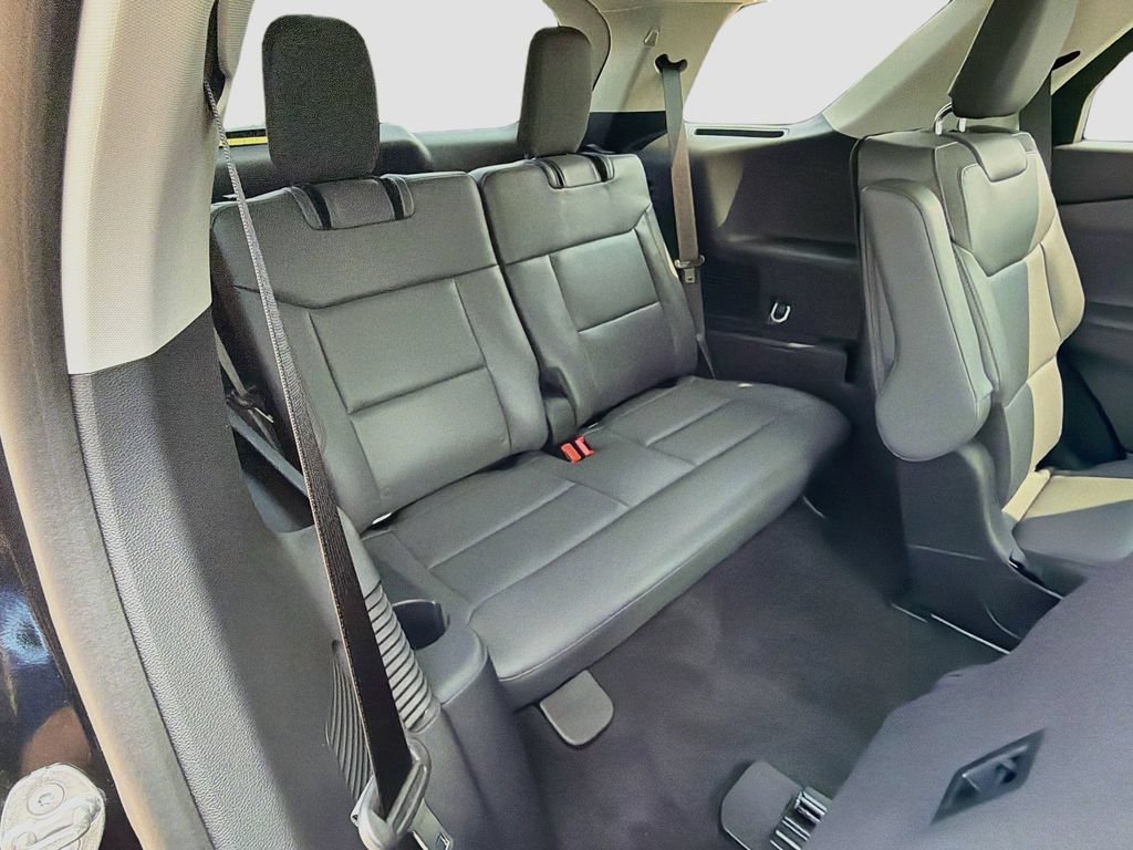 Used 2026 Ford Explorer Active w/ Active Comfort Package AWD/4WD image 27