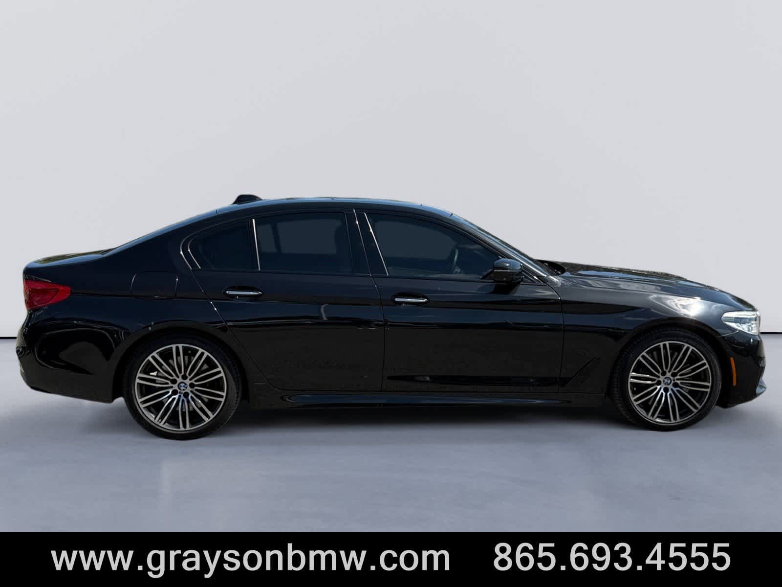 Used 2017 BMW 540i RWD image 2
