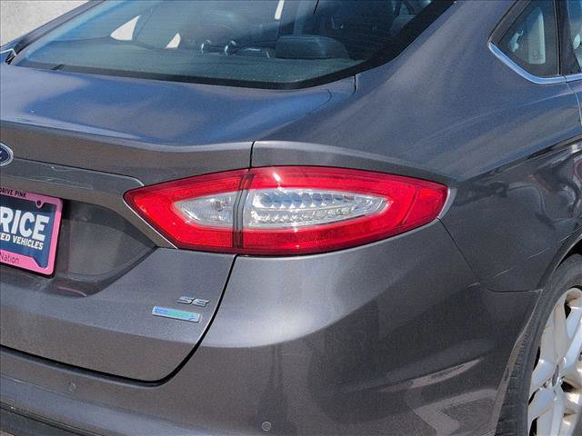 Used 2014 Ford Fusion SE image 5