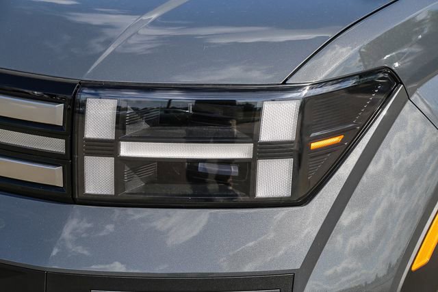 New 2026 Hyundai Santa Fe SE FWD image 8