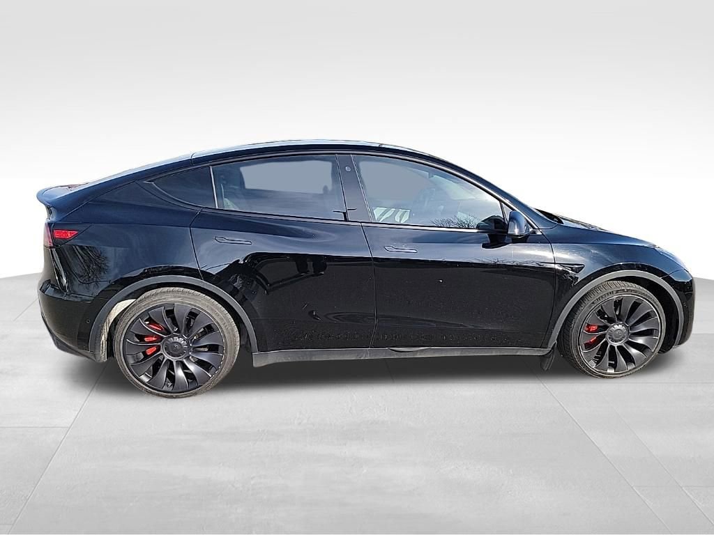 Used 2022 Tesla Model Y Performance image 18