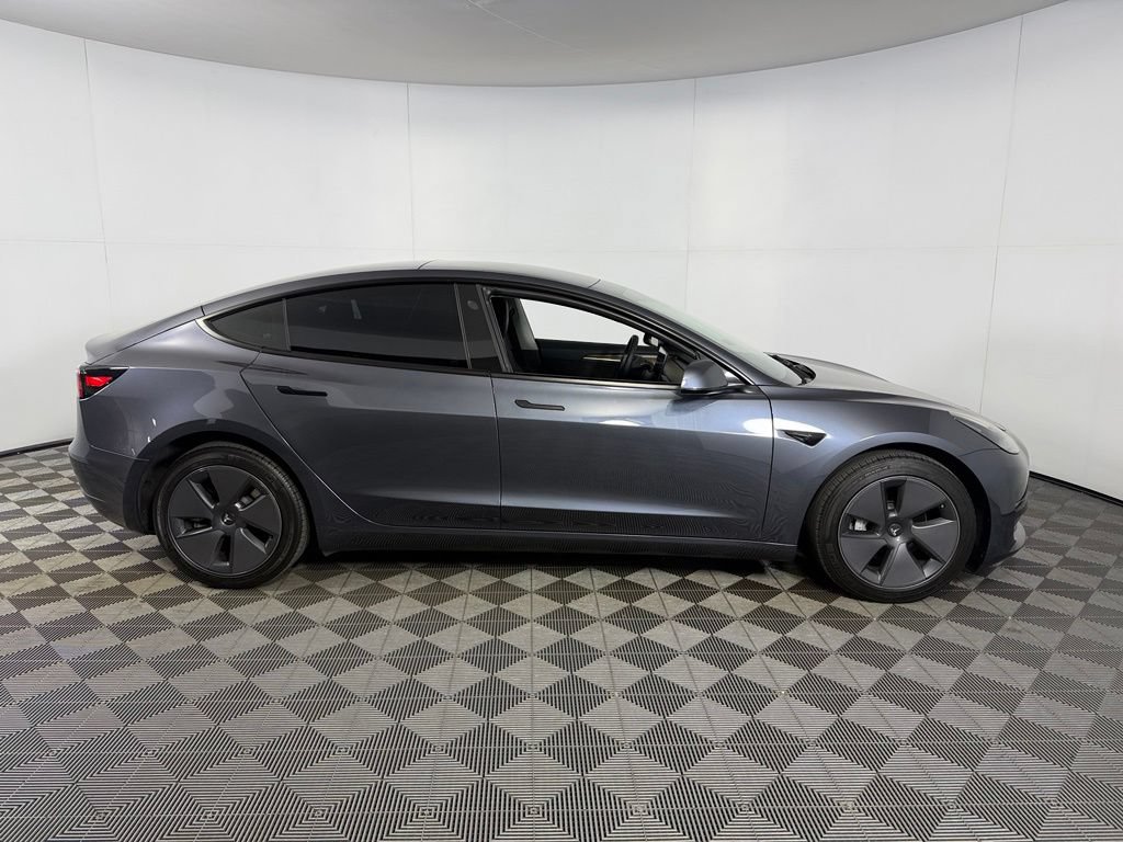 Used 2023 Tesla Model 3 Standard Range RWD image 4