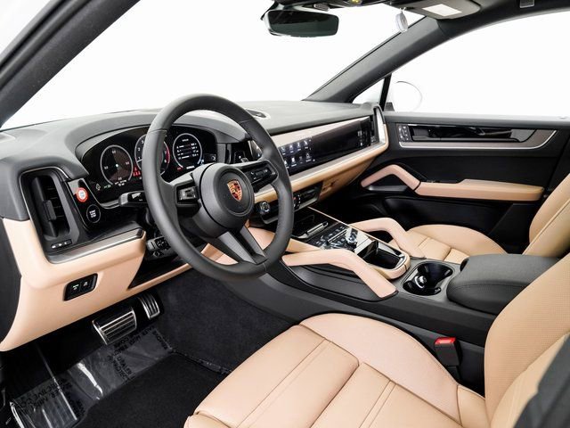 New 2026 Porsche Cayenne Coupe image 4