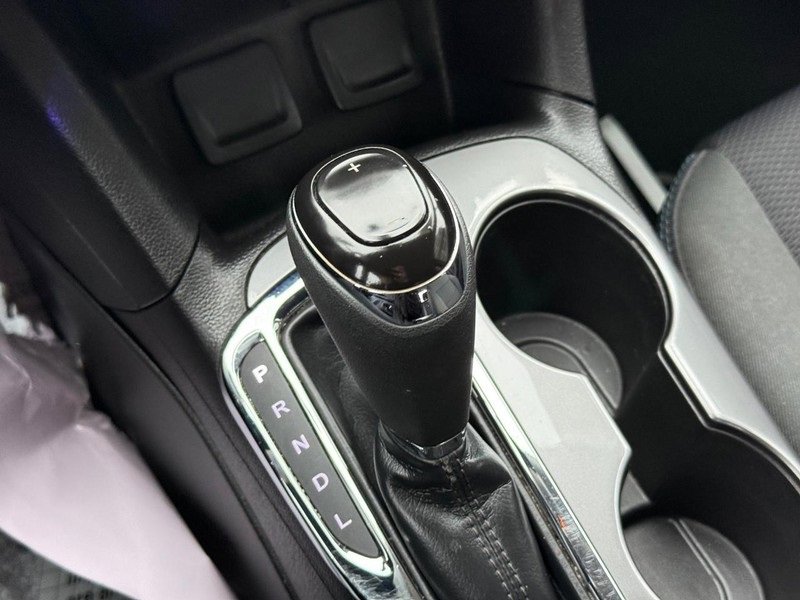 Used 2017 Chevrolet Cruze LT image 26