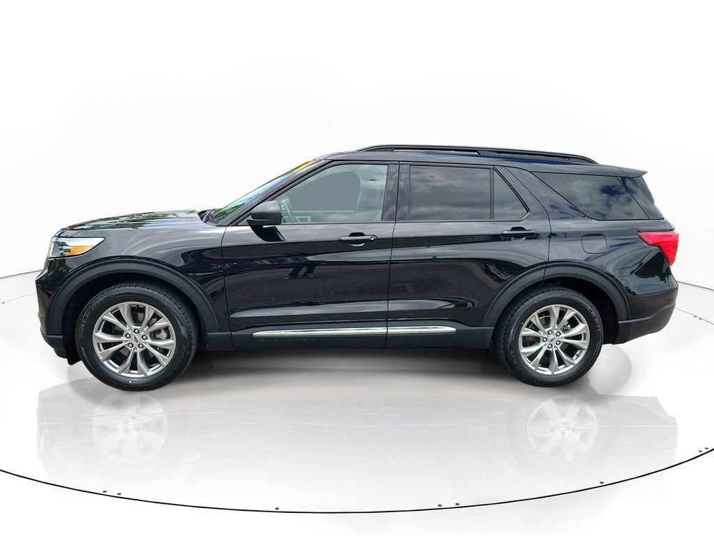 Certified 2023 Ford Explorer XLT w/ Equipment Group 202A image 2