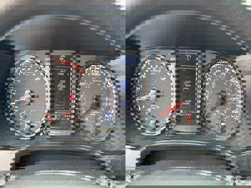 Used 2021 Toyota Tacoma SR image 31