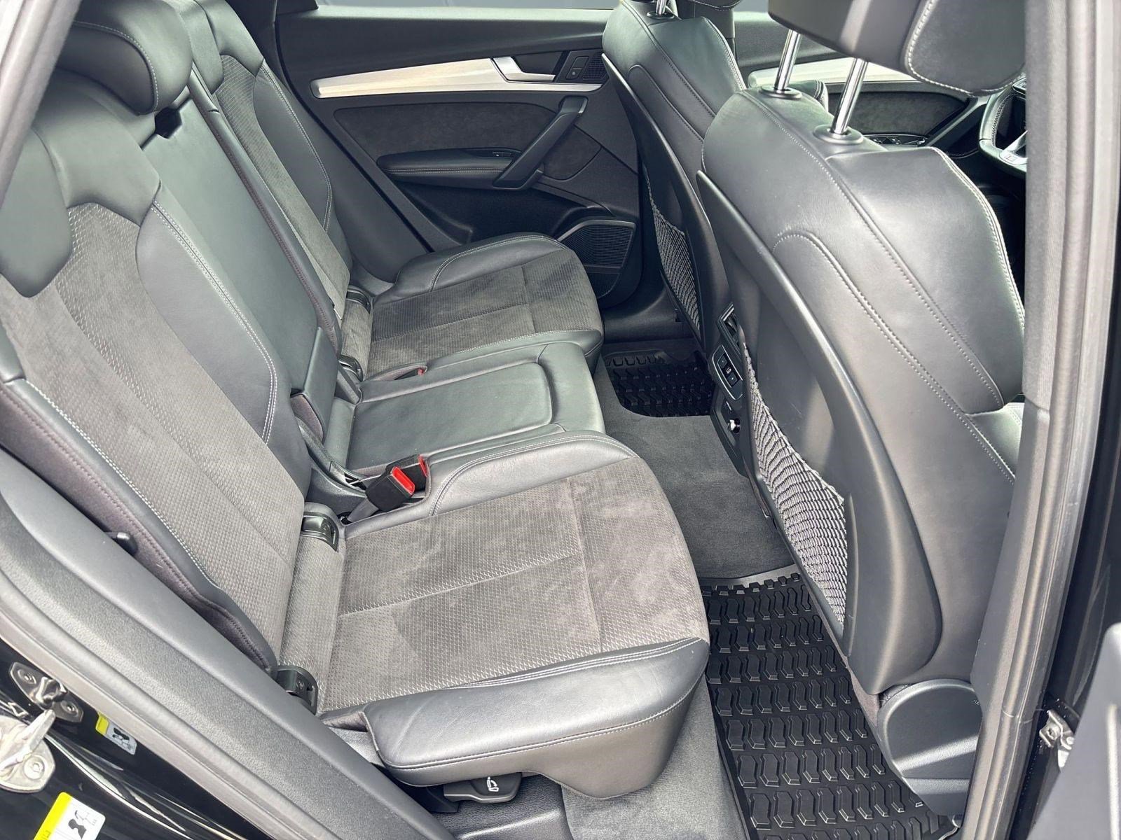 Used 2020 Audi SQ5 Premium Plus w/ Premium Plus Package image 29