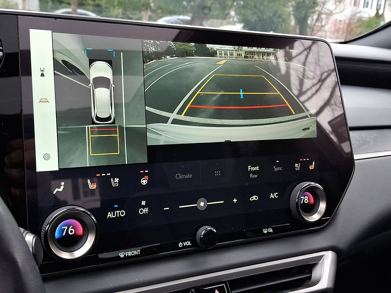 Certified 2024 Lexus RX 350 w/ Convenience Package image 18