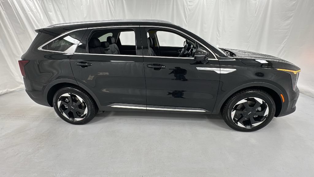 New 2026 Kia Sorento EX AWD/4WD image 2