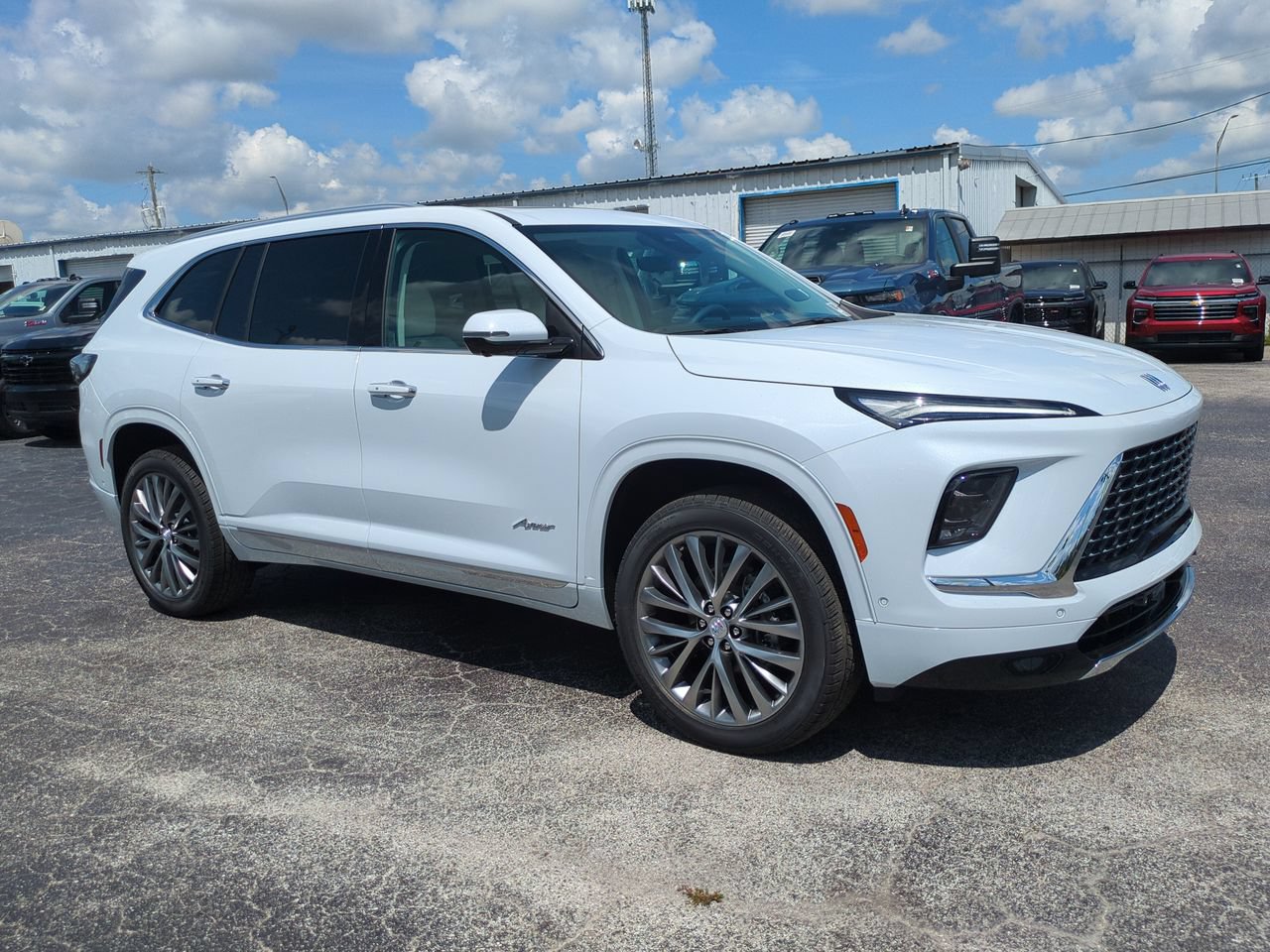 New 2026 Buick Enclave Avenir w/ Super Cruise Package FWD image 2