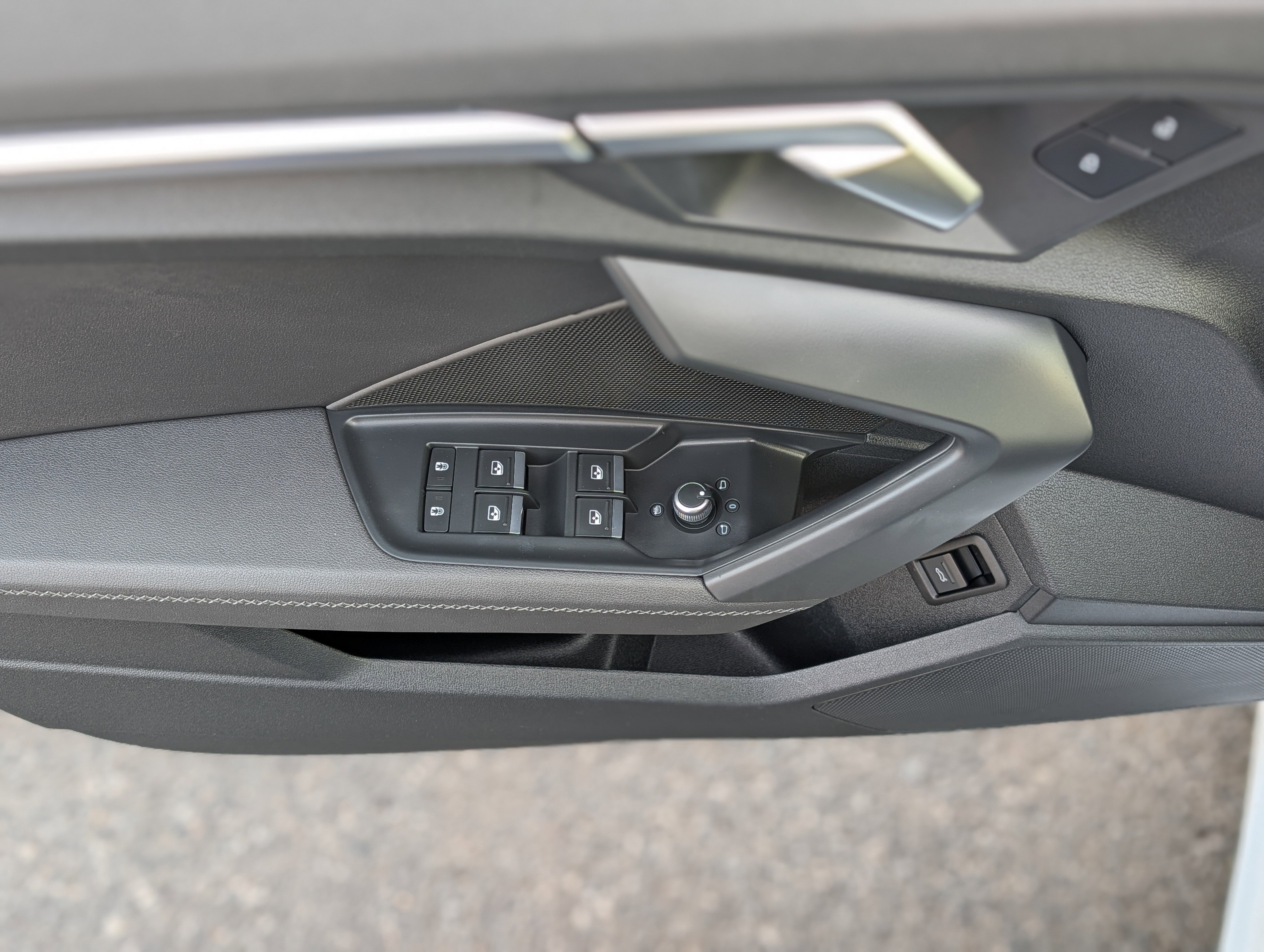 Used 2023 Audi A3 2.0T Premium image 32