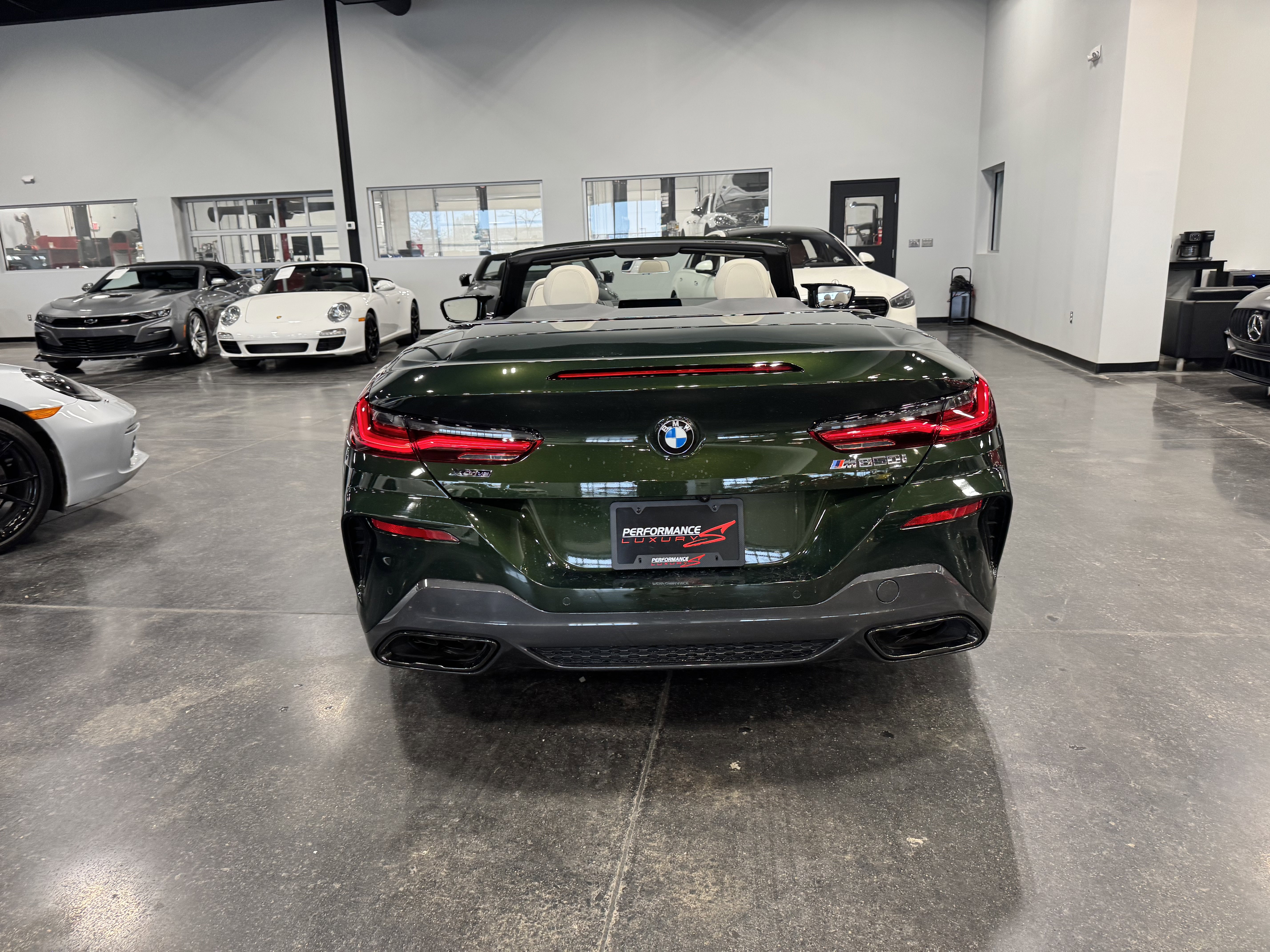 Used 2025 BMW M850i xDrive Convertible image 4