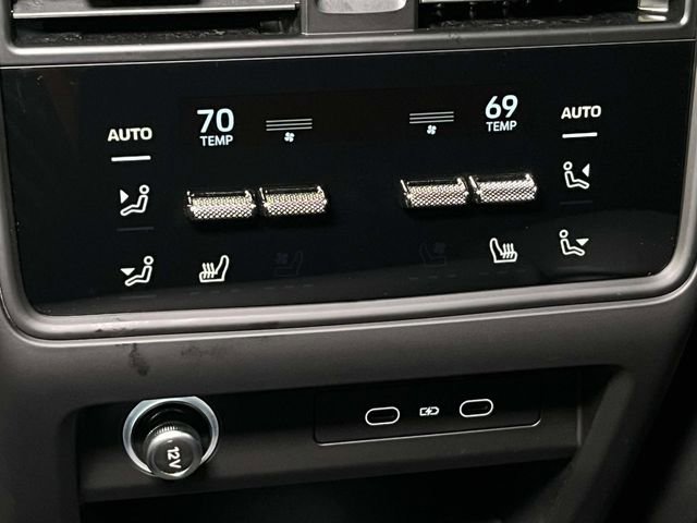 Certified 2026 Porsche Cayenne Turbo GT AWD/4WD image 28