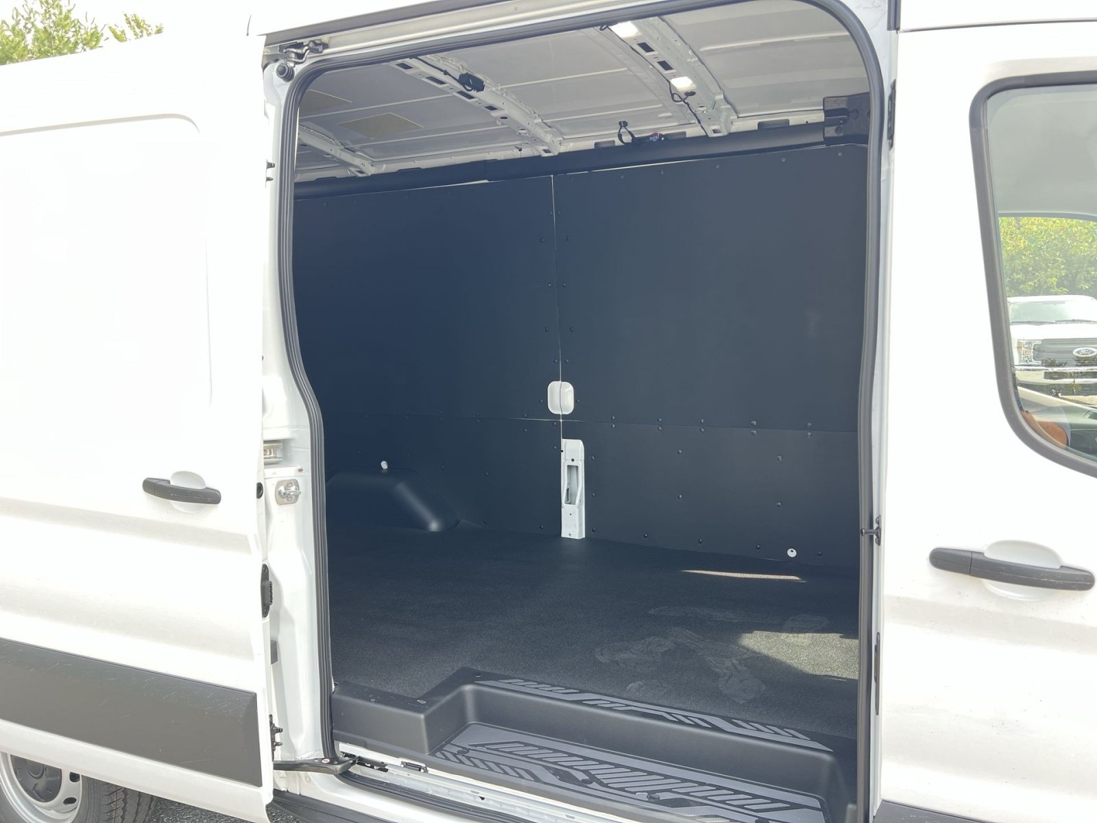 New 2026 Ford Transit 250 148 Medium Roof w/ Load Area Protection Package RWD image 23