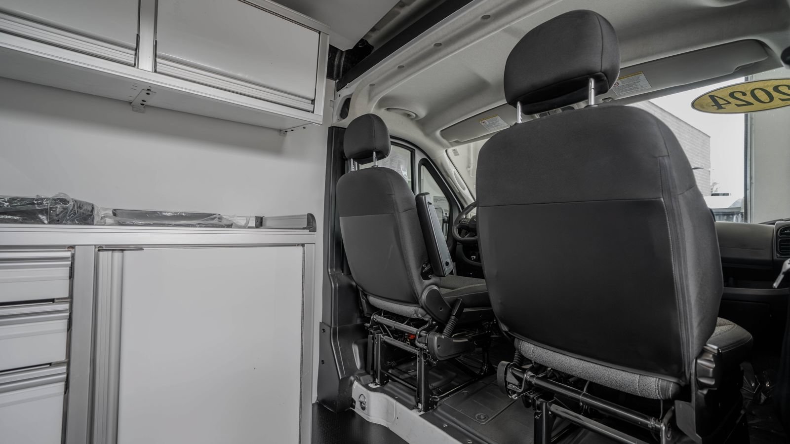 Used 2024 RAM ProMaster 3500 w/ Power Group FWD image 27