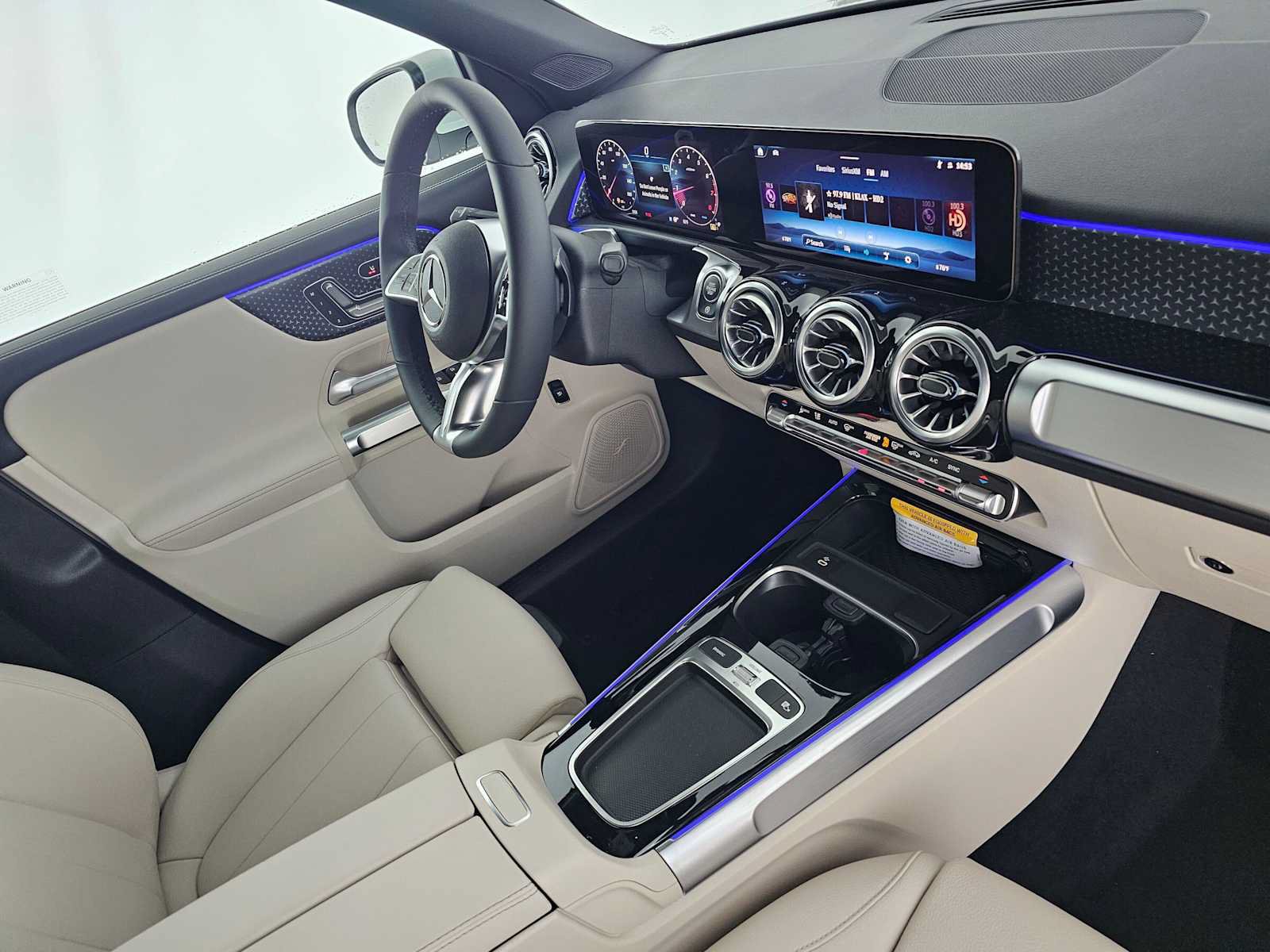 New 2026 Mercedes-Benz GLB 250 image 11