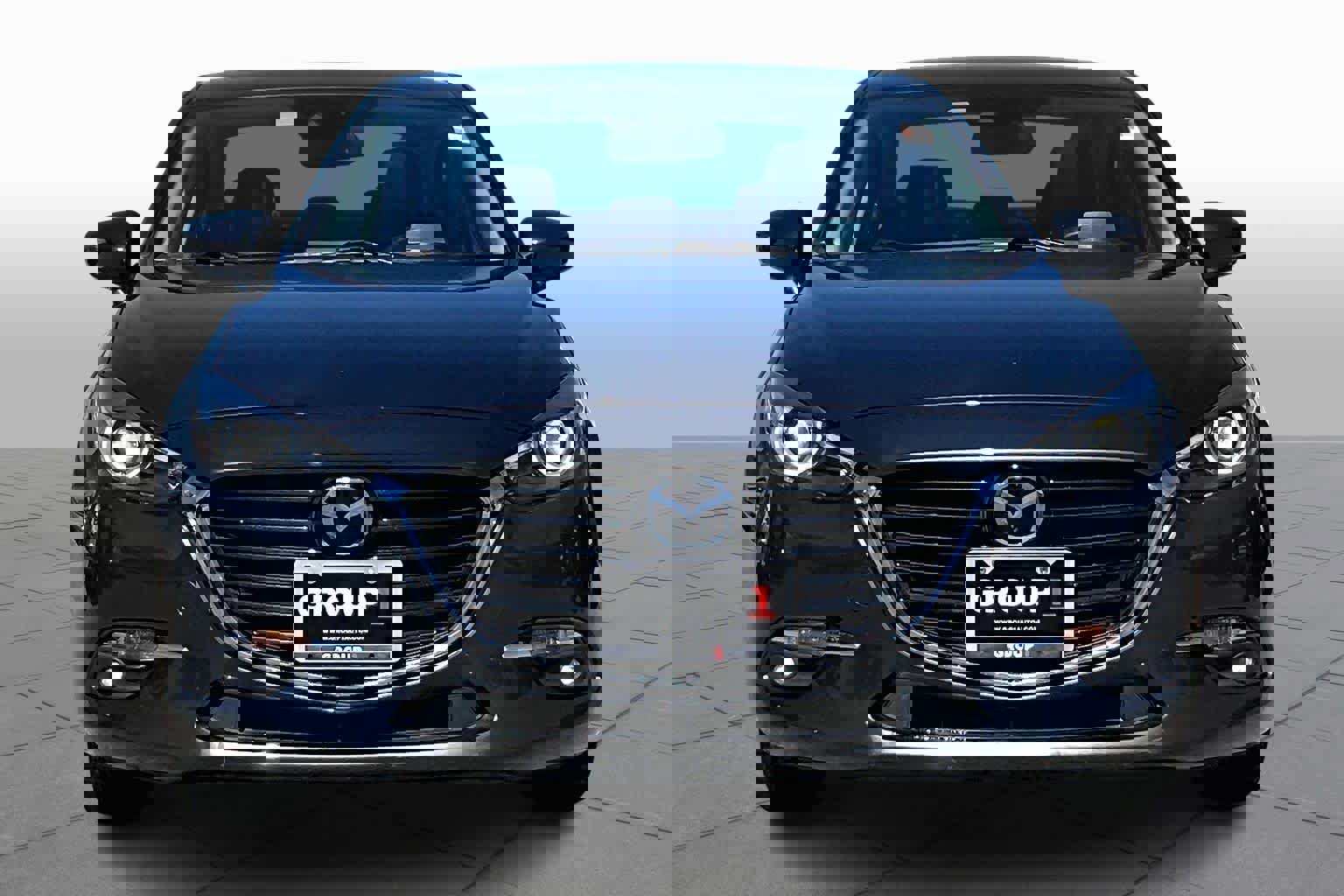 Used 2018 MAZDA MAZDA3 Grand Touring w/ Premium Equipment Package image 4