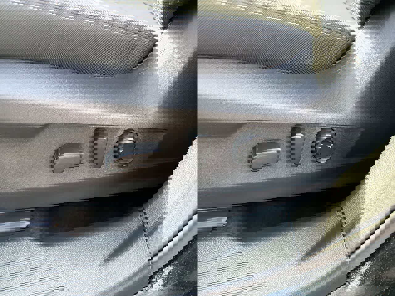 Used 2025 Subaru Outback Premium image 22