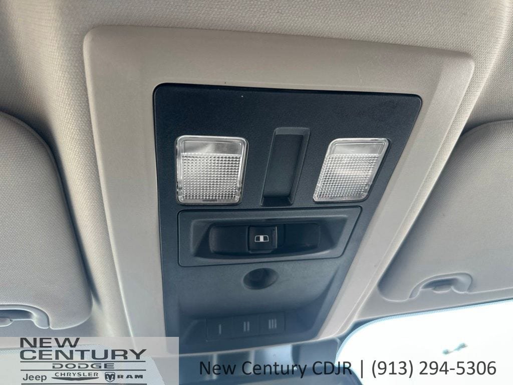 Used 2017 RAM 1500 Big Horn AWD/4WD image 34