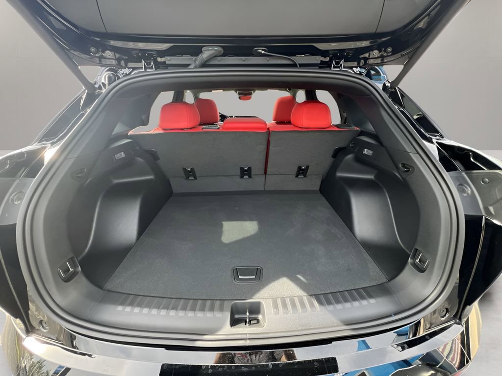 Certified 2025 Chevrolet Blazer EV SS w/ Performance Package image 25