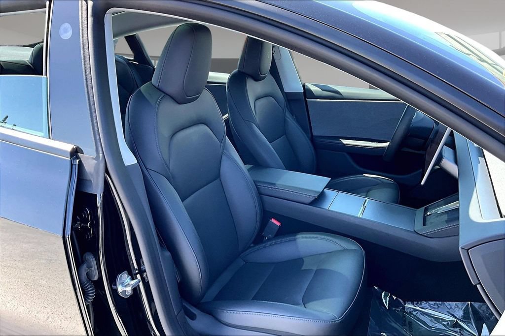 Used 2025 Tesla Model 3 RWD image 27