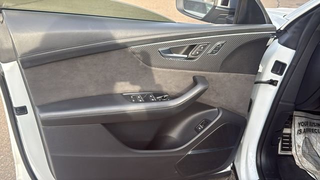 Used 2022 Audi RS Q8 image 22