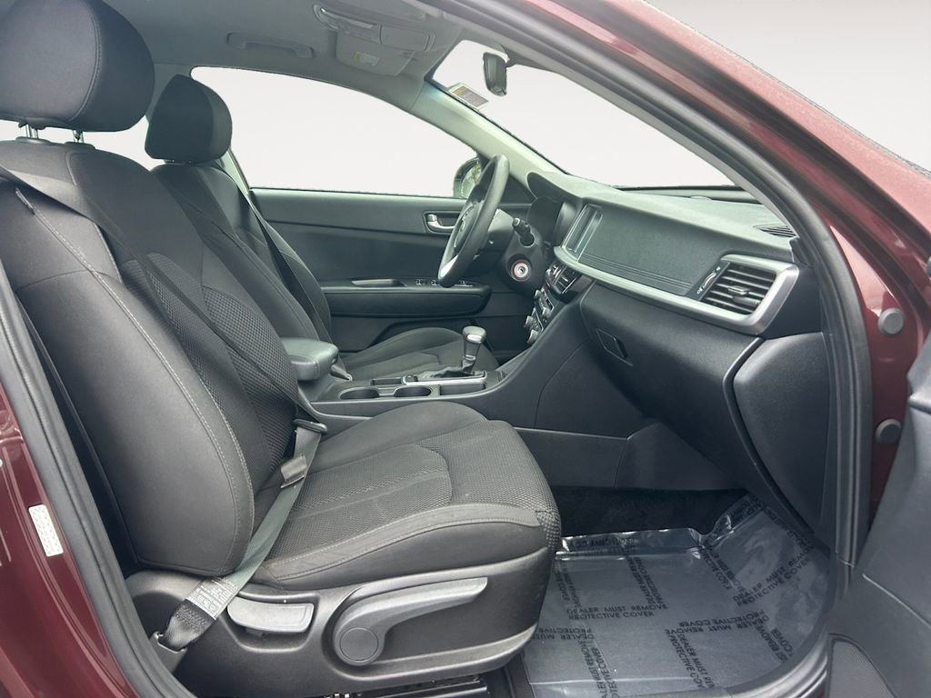 Used 2020 Kia Optima LX image 10