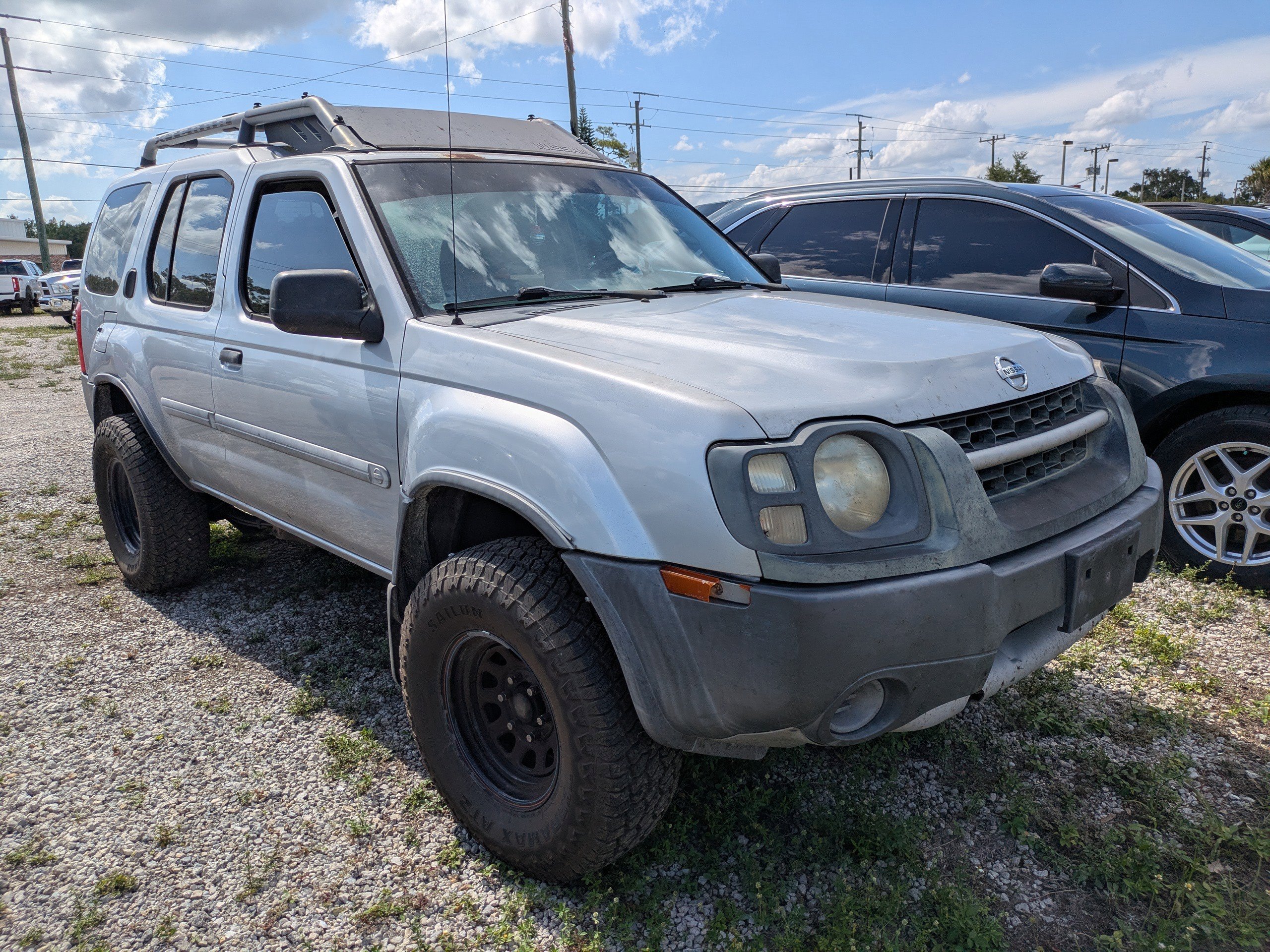 Used 2002 Nissan Xterra 2WD S/C image 2