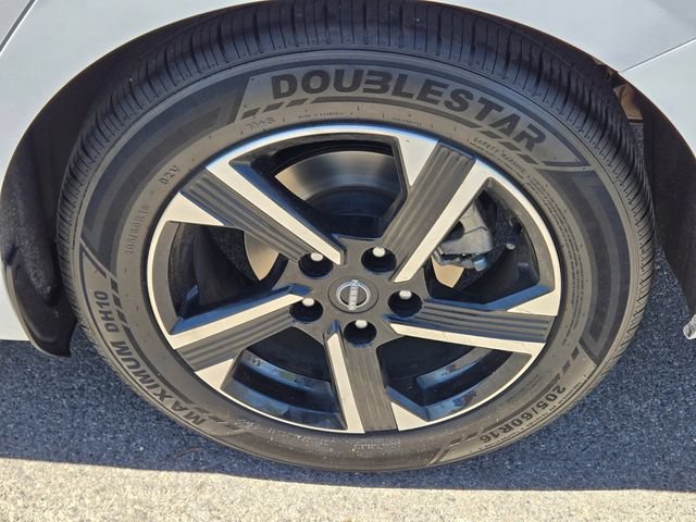 Used 2024 Nissan Sentra SV FWD image 10