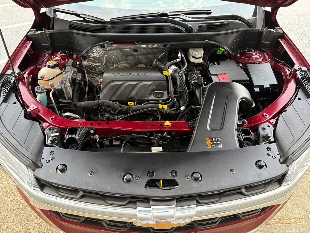 Certified 2025 Chevrolet Trax LT w/ LT Convenience Package FWD image 23