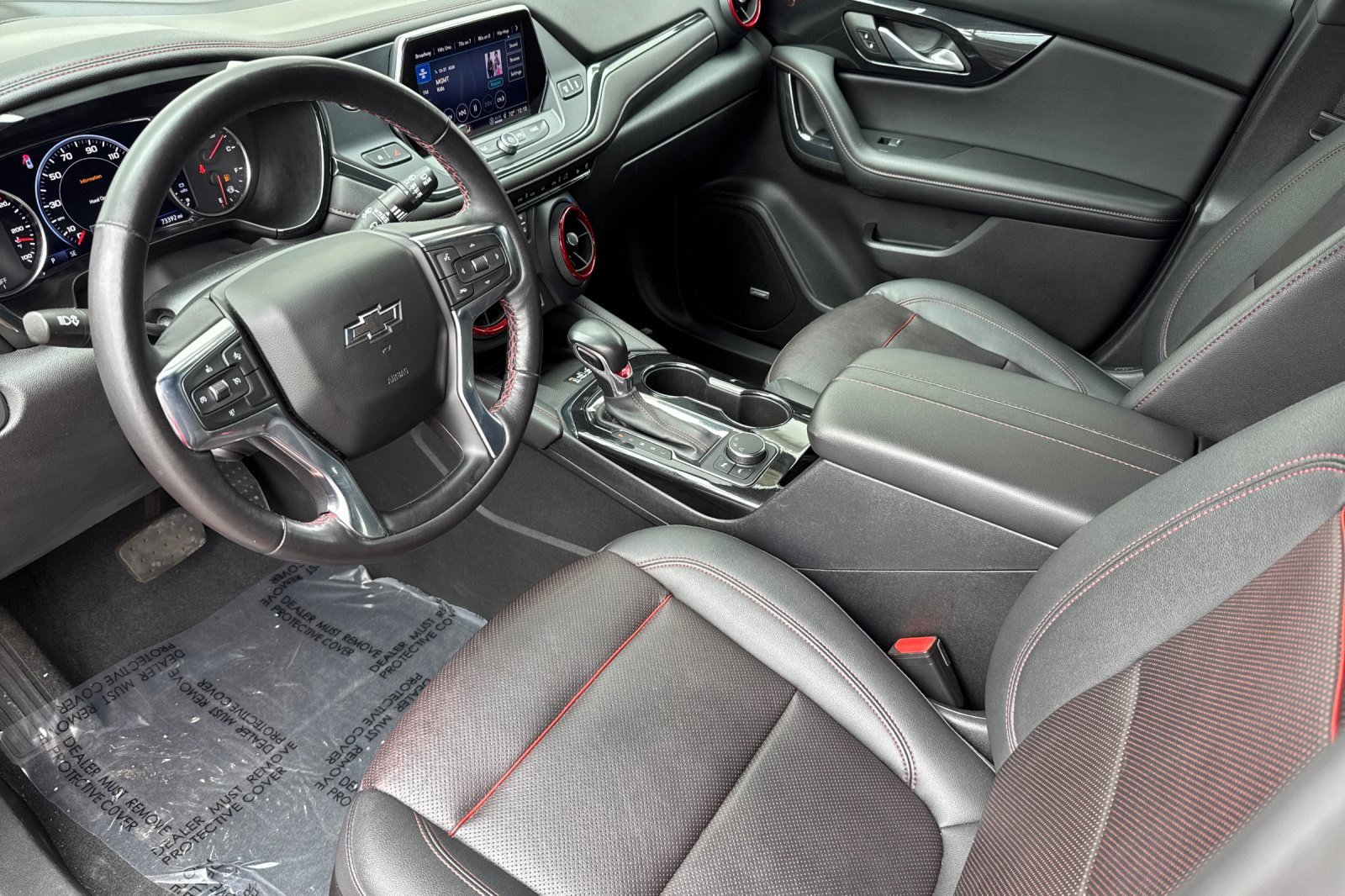 Used 2022 Chevrolet Blazer RS w/ Enhanced Convenience Package FWD image 4