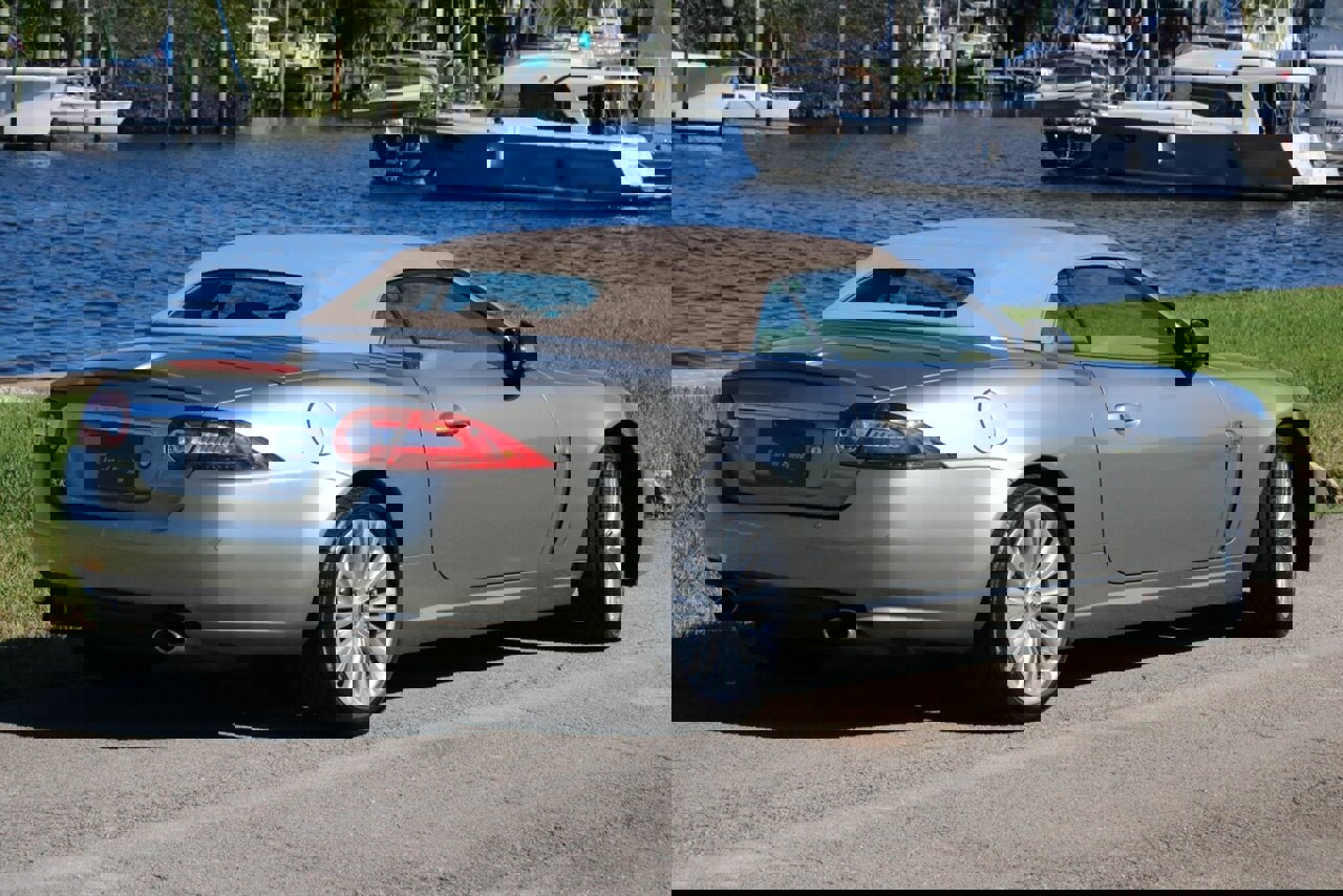 Used 2011 Jaguar XK Convertible image 3