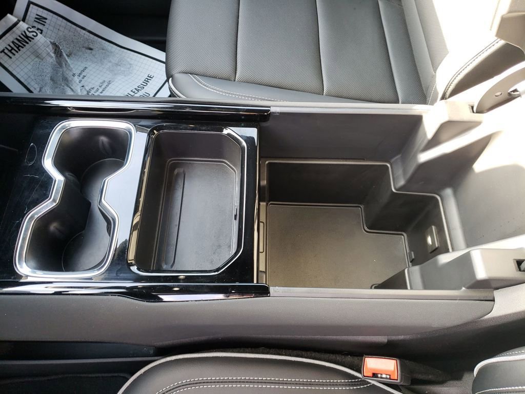 New 2025 Chevrolet Silverado EV LT image 24