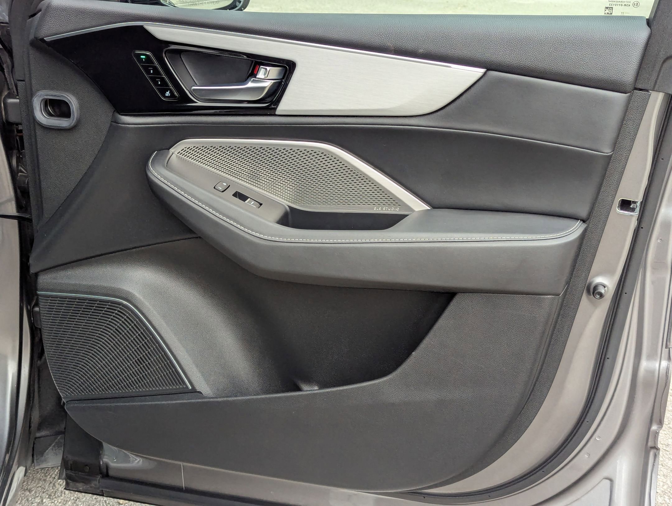 Certified 2023 Acura MDX SH-AWD w/ Technology Package image 25