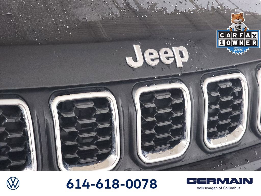 Used 2024 Jeep Compass Latitude w/ Sun and Sound Group image 17