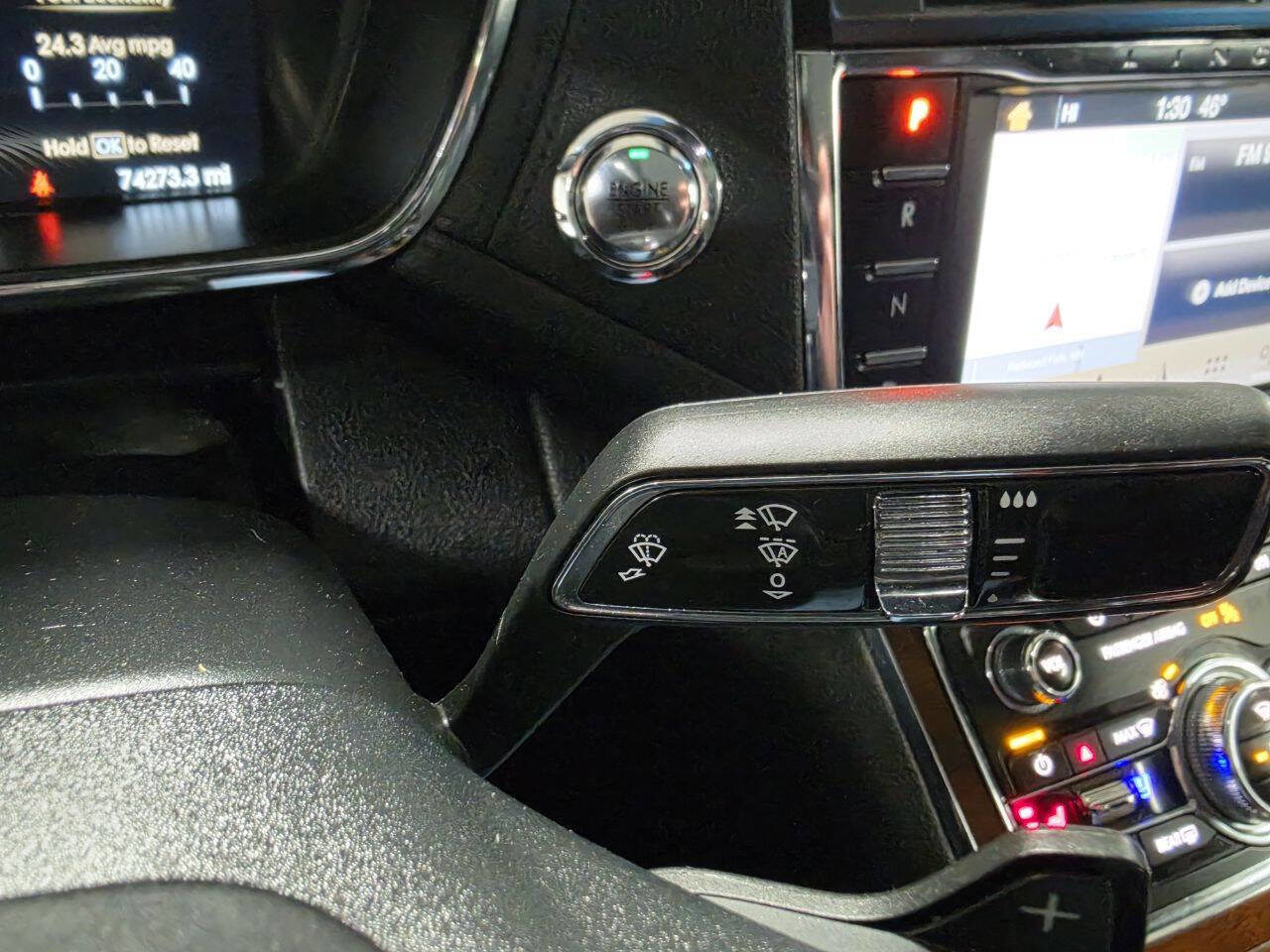 Used 2017 Lincoln Continental Reserve w/ Climate Package image 37