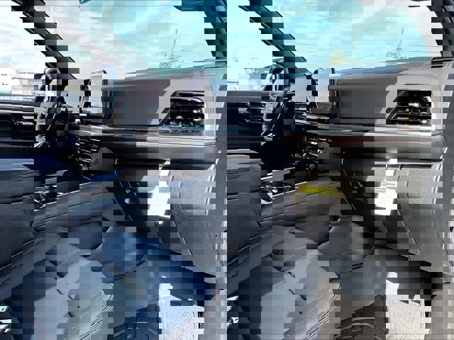 New 2026 Chevrolet Suburban RST w/ Comfort Package image 9