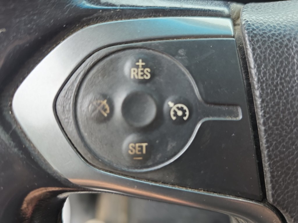 Used 2017 Chevrolet Silverado 2500 LT AWD/4WD image 18