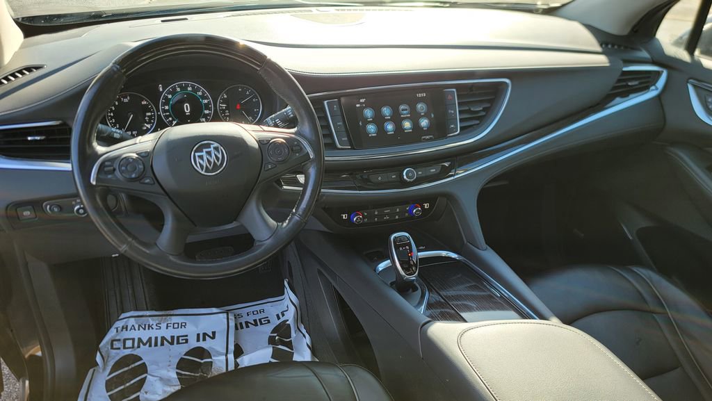 Used 2019 Buick Enclave Avenir w/ Avenir Technology Package image 24