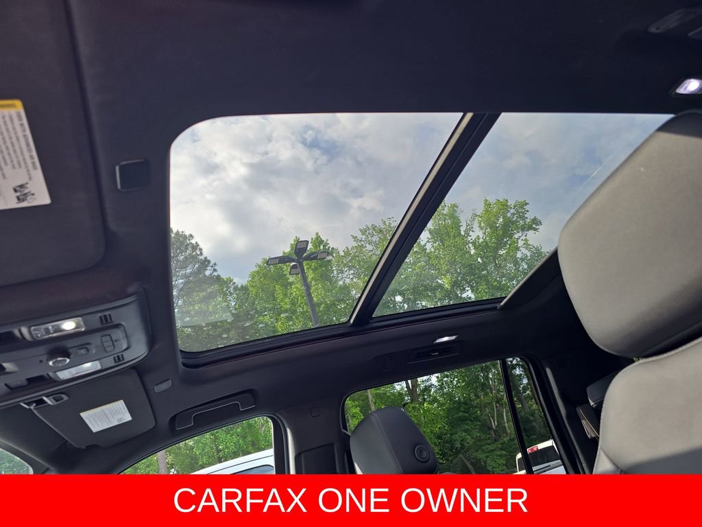 Used 2021 Chevrolet Suburban LT AWD/4WD image 30