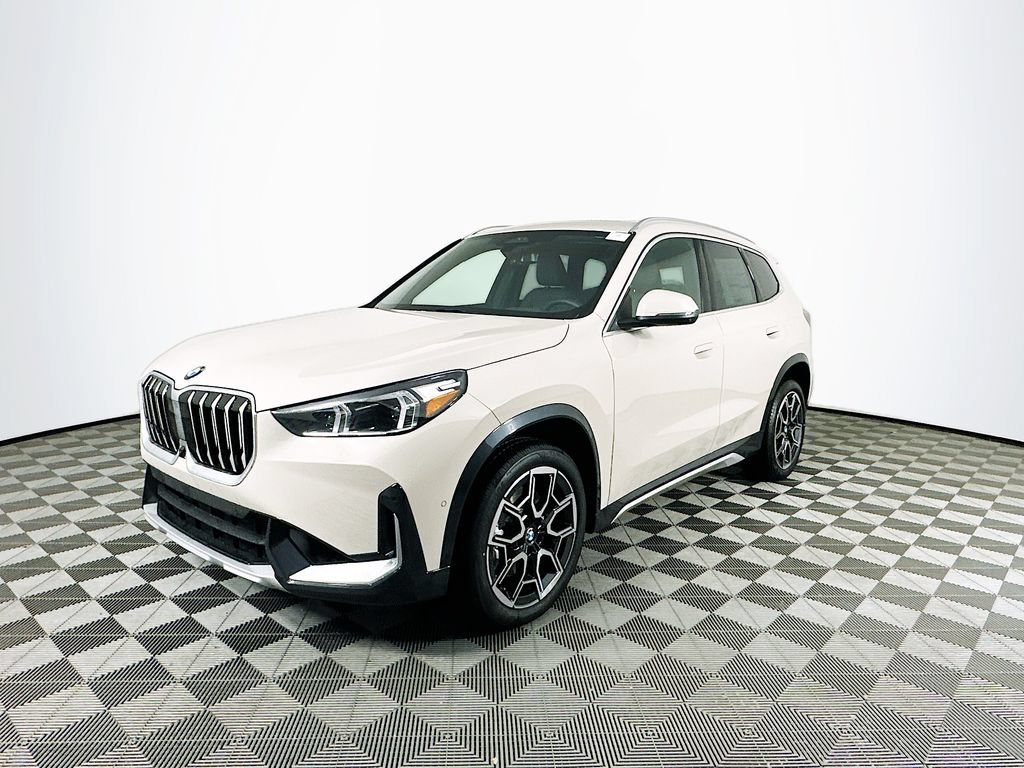 Used 2026 BMW X1 xDrive28i w/ Technology Package AWD/4WD image 4