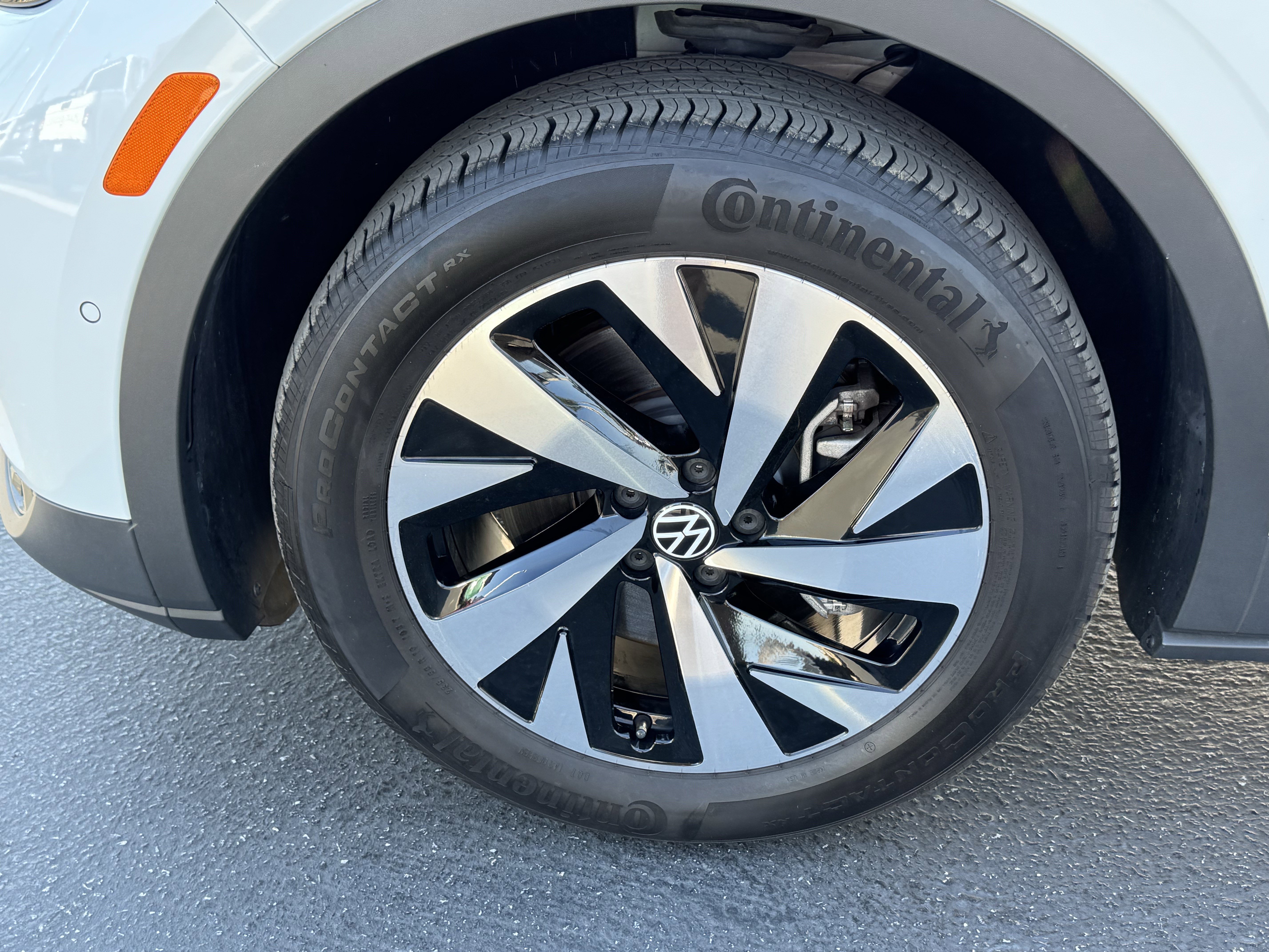 Certified 2023 Volkswagen ID.4 Pro image 12