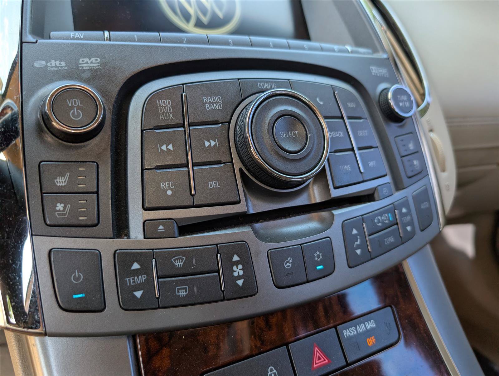 Used 2012 Buick LaCrosse Premium w/ Driver Confidence Package FWD image 15