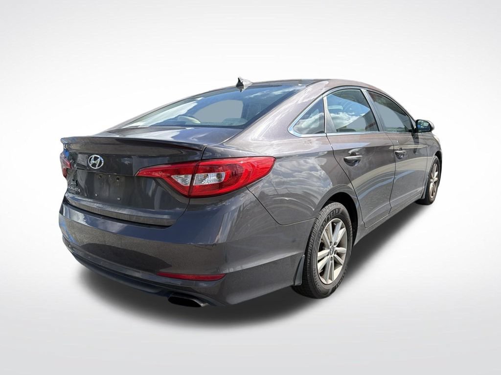 Used 2015 Hyundai Sonata SE FWD image 5
