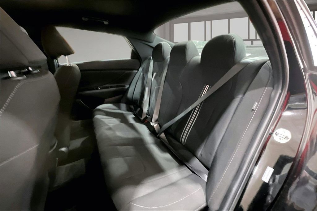 Used 2026 Hyundai Elantra Sport FWD image 23
